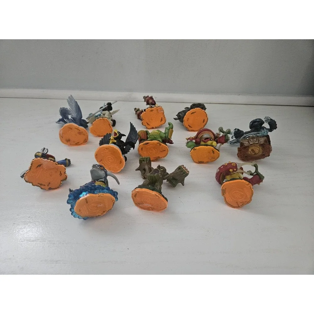 Skylanders Giants Lot of 12 Figures Preowned Orange Bottom‎